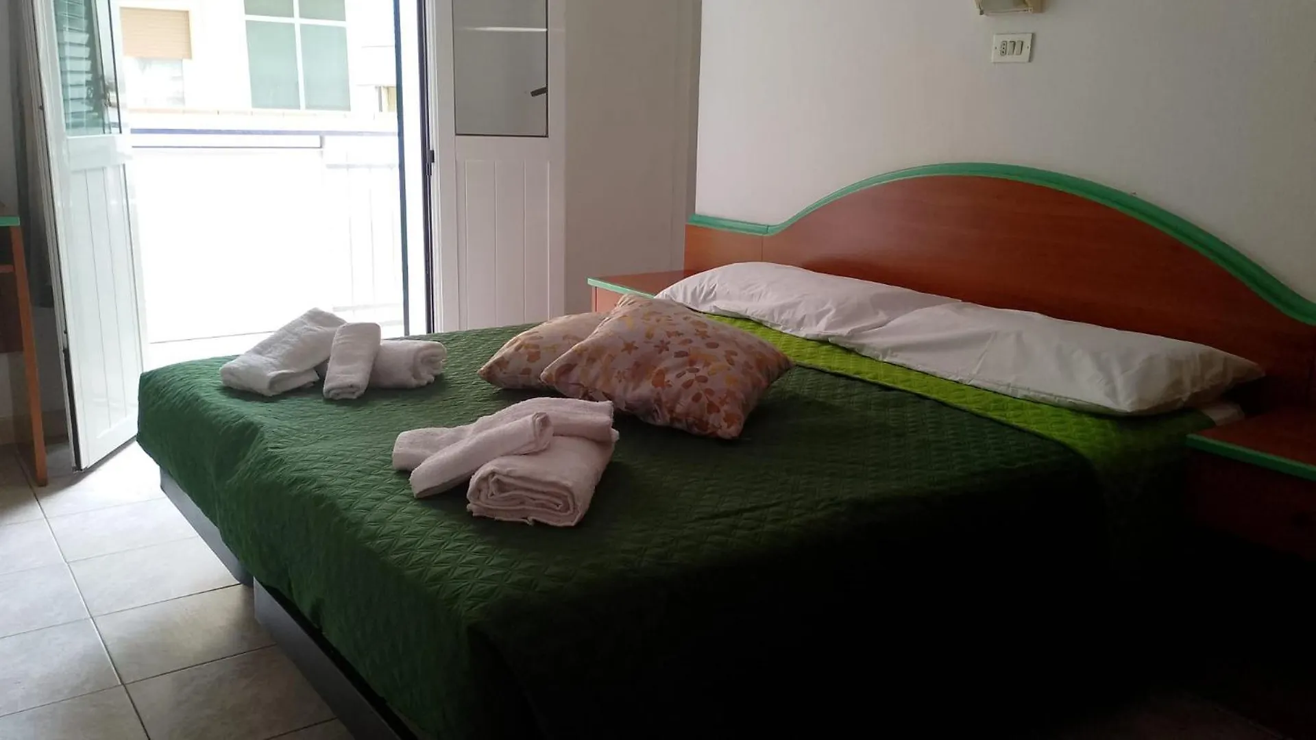 Hotel Villa Cristina Rimini 0*,  Italia